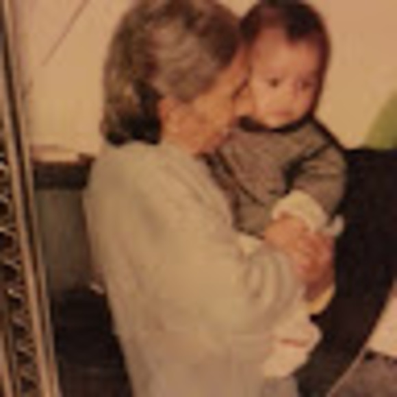 Meet your Posher, Juanita - Picture 1 of 1